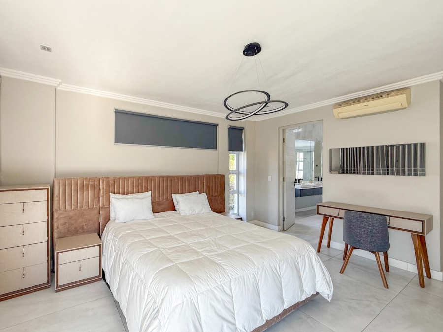 5 Bedroom Property for Sale in The Islands Estates North West